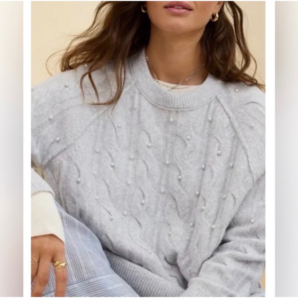 Aerie Women's Large unREAL Cable Pearl Crew Sweater Oversized Soft Gray